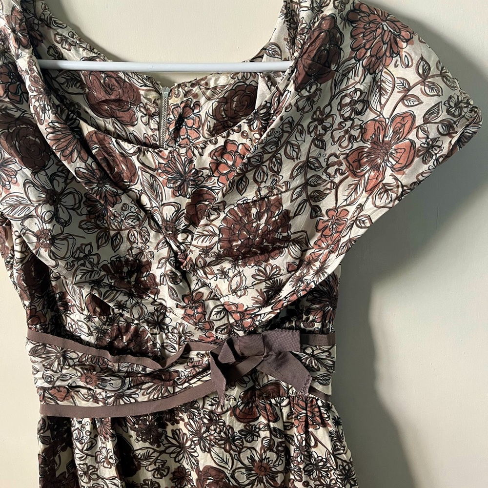 Vintage 1950’s silk dress. 25.5” waist.
